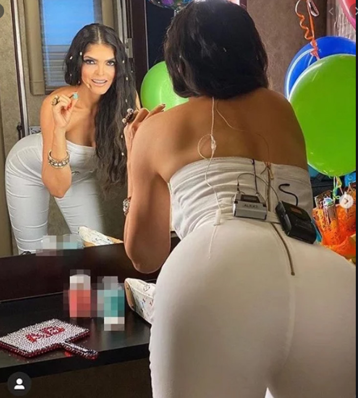 Barbara foto la de Ana Bárbara