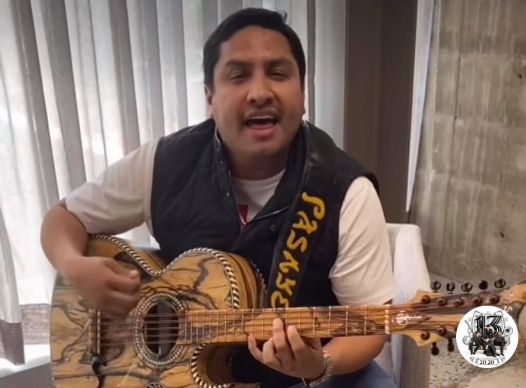 Se le olvida la letra a Julión Álvarez
